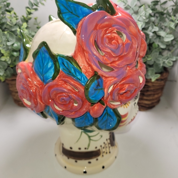 BLUE SKY CLAYWORKS DAY OF THE DEAD FLORAL CANDLE SKULL - Picture 3 of 8